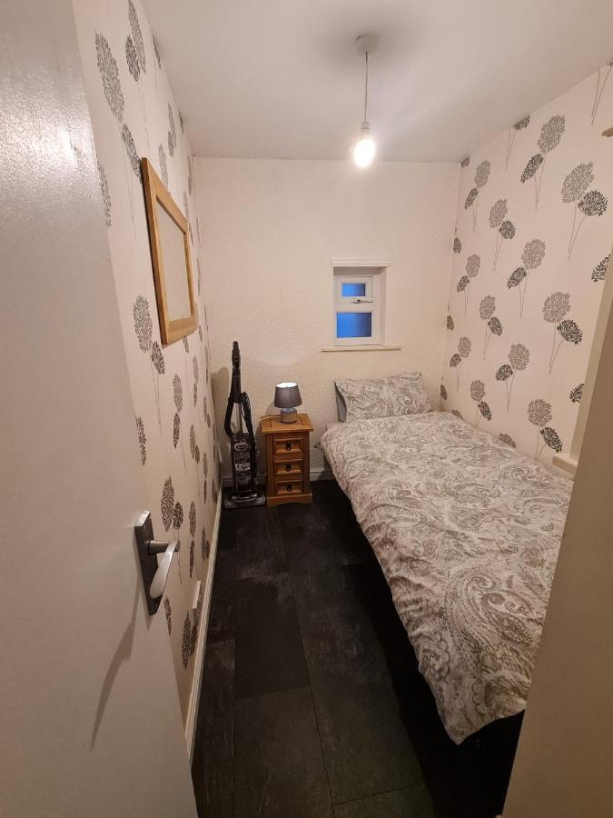 3 Bedroom Apartment In Ulverston Cumbria Bagian luar foto